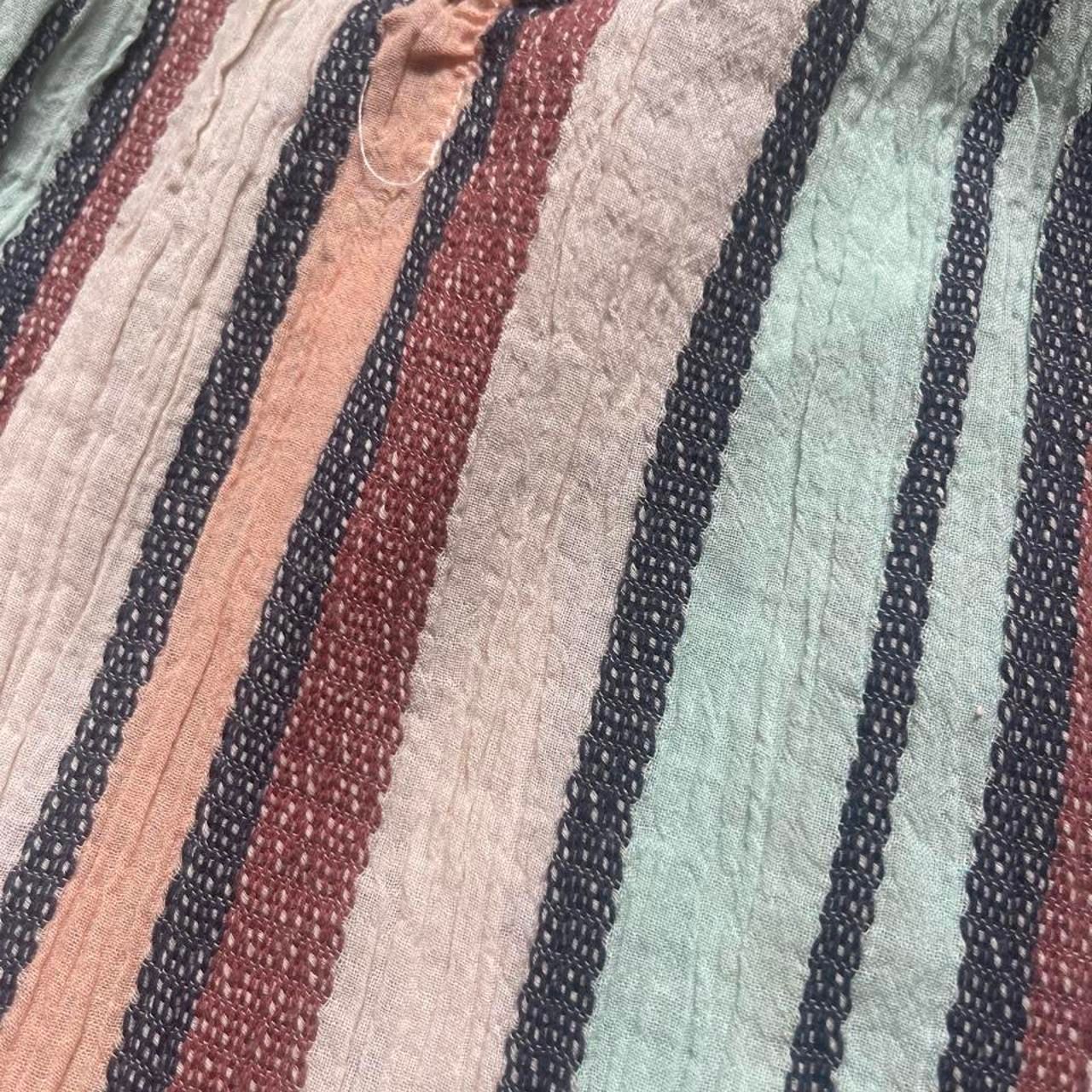 Nwt Angie Striped Cold Shoulder Crop Top Size Medium — image 3 of 5
